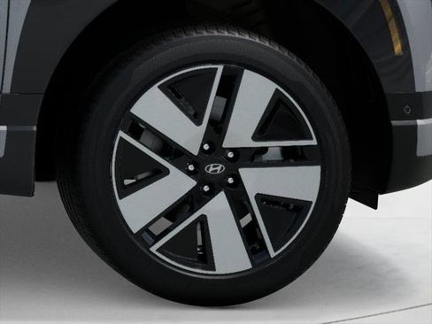 New 2026 Hyundai Ioniq 9 SEL image 8