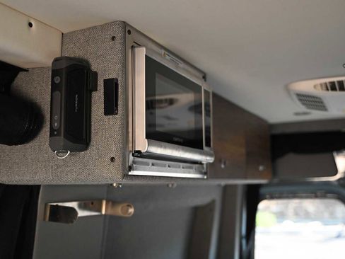 Used 2020 Mercedes-Benz Sprinter 2500 image 20