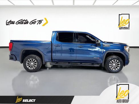 Used 2019 GMC Sierra 1500 AT4 w/ AT4 Premium Package AWD/4WD image 4