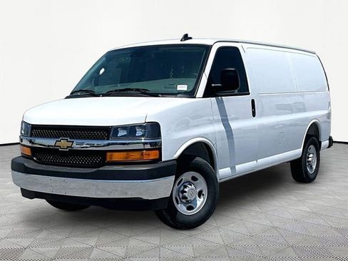 New 2025 Chevrolet Express 2500 w/ Enhanced Convenience Package RWD image 3