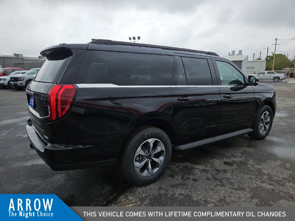 New 2027 Ford Expedition Max Active RWD image 13