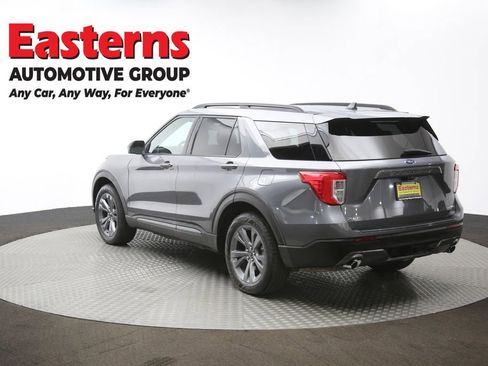 Used 2022 Ford Explorer XLT w/ Equipment Group 202A image 65