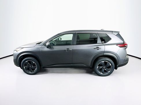 Used 2024 Nissan Rogue SV image 4