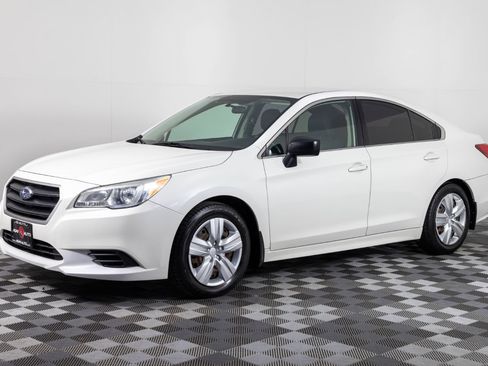Used 2016 Subaru Legacy 2.5i AWD/4WD image 3