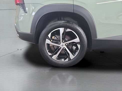 Used 2024 Chevrolet Trax RS image 15