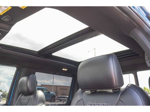 Used 2019 Ford F150 Raptor w/ Equipment Group 802A Luxury AWD/4WD image 17