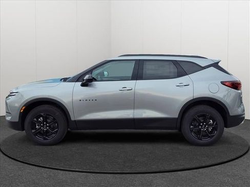 New 2026 Chevrolet Blazer LT w/ Convenience Package image 2
