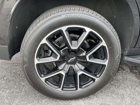 Used 2024 Chevrolet Tahoe RST w/ Luxury Package image 7