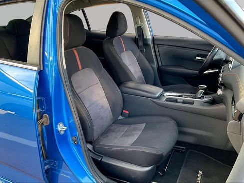 Used 2023 Nissan Sentra SR FWD image 9