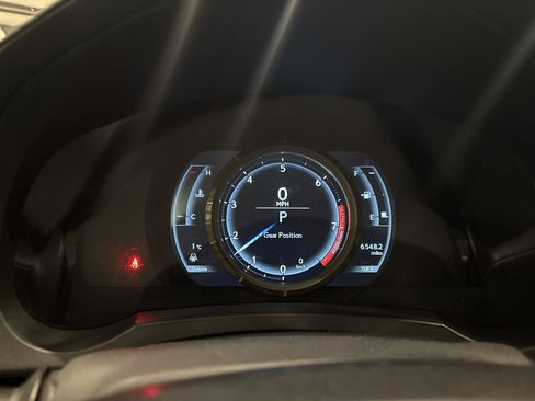 Used 2017 Lexus IS 300 F Sport image 19