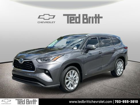 Used 2023 Toyota Highlander Limited image 1