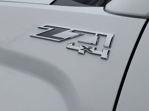 Used 2018 GMC Sierra 2500 SLE w/ HD SLE Preferred Plus Package image 33