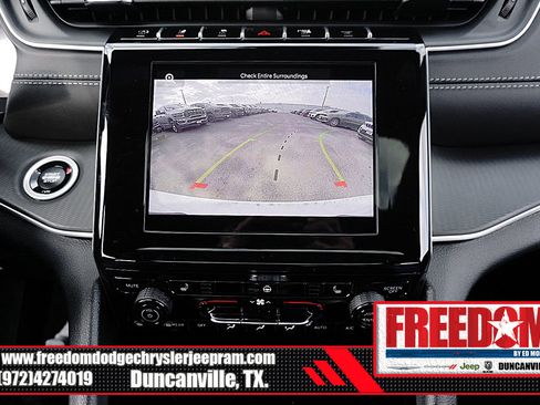 New 2025 Jeep Grand Cherokee L Altitude image 24