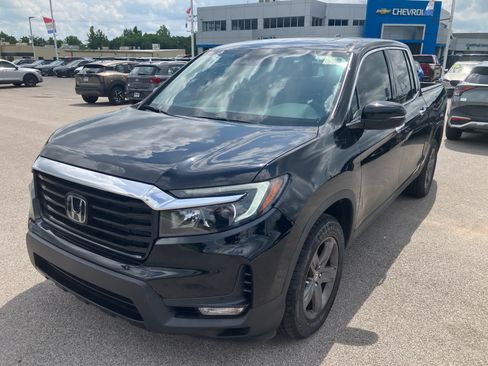 Used 2023 Honda Ridgeline RTL-E image 3