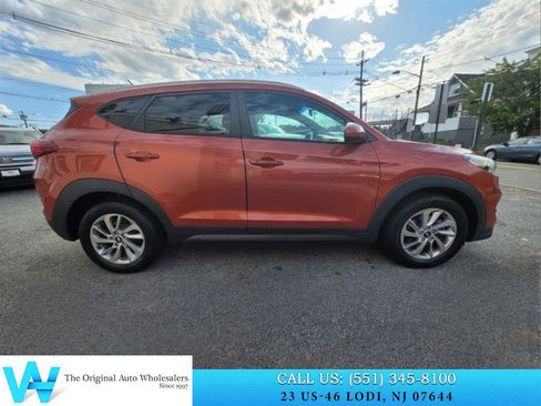 Used 2016 Hyundai Tucson SE w/ Option Group 02 AWD/4WD image 8