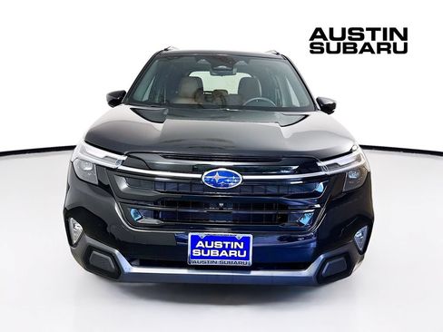 Used 2026 Subaru Forester Touring AWD/4WD image 3