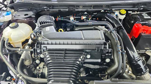 Used 2023 Lincoln Corsair FWD image 30
