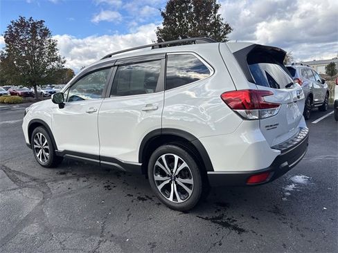 Used 2020 Subaru Forester Limited w/ Popular Package #3 image 8