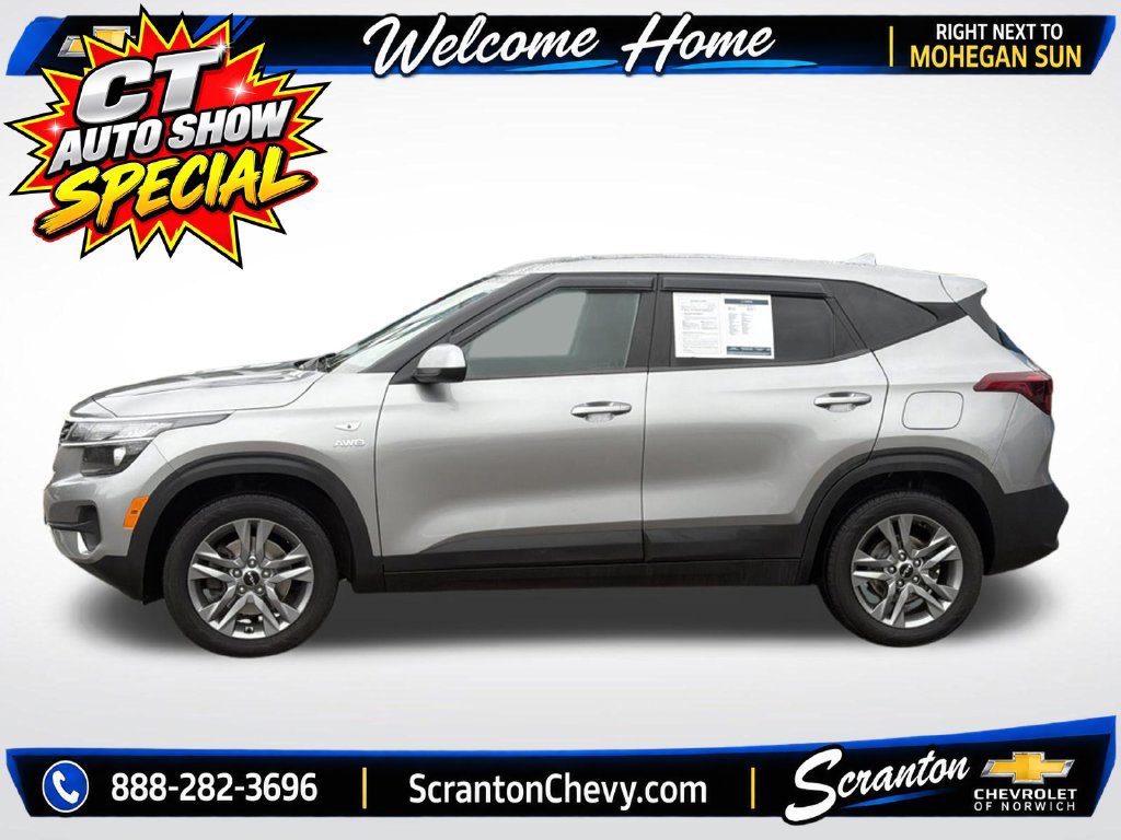 Used 2023 Kia Seltos LX AWD/4WD image 3
