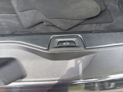 Used 2022 BMW X5 xDrive40i AWD/4WD image 13