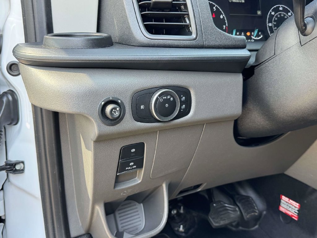 Certified 2025 Ford Transit 250 Low Roof w/ Exterior Upgrade Package RWD image 18
