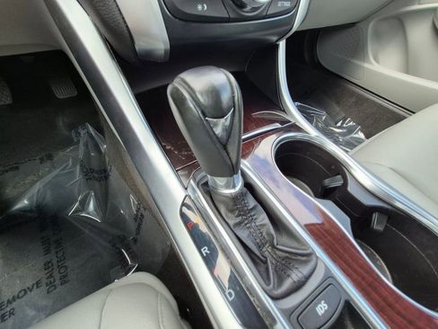 Used 2016 Acura TLX FWD image 12