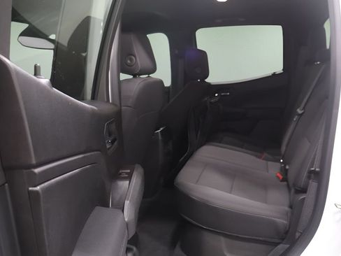 Used 2023 Chevrolet Colorado LT w/ LT Convenience Package II AWD/4WD image 16