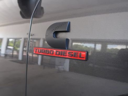 Used 2022 RAM 2500 Laramie AWD/4WD image 47