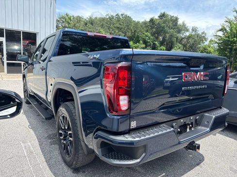 Used 2023 GMC Sierra 1500 Pro w/ Graphite Edition AWD/4WD image 11