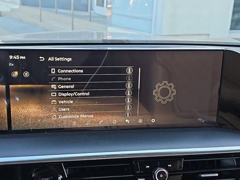 New 2026 INFINITI QX80 Luxe image 16