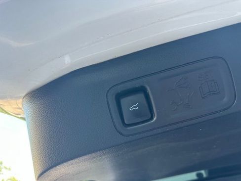 Used 2019 Ford Expedition Platinum AWD/4WD image 26