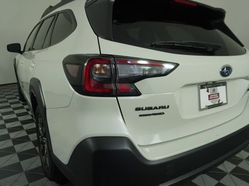 Certified 2025 Subaru Outback Onyx Edition AWD/4WD image 12