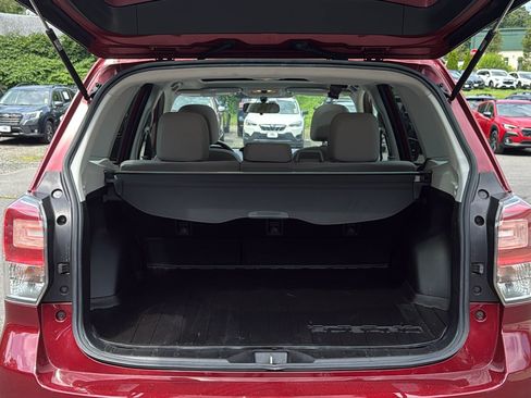 Used 2017 Subaru Forester 2.5i Premium w/ All-Weather Package AWD/4WD image 26
