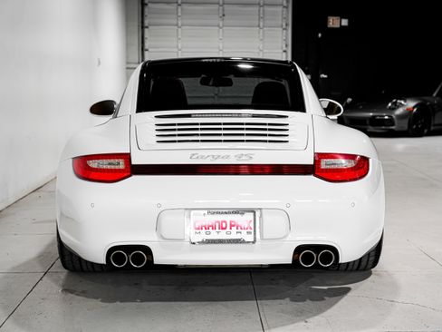 Used 2011 Porsche 911 Targa 4S AWD/4WD image 4