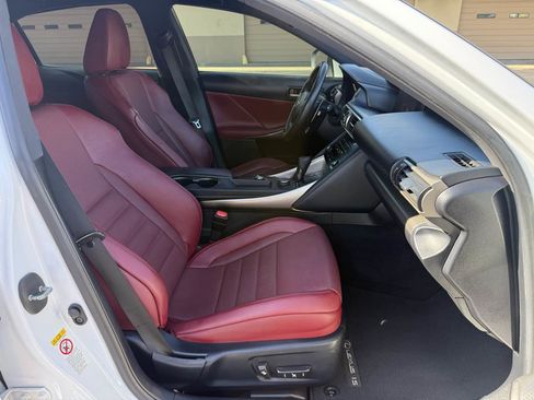 Used 2018 Lexus IS 300 F Sport RWD image 20