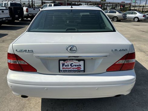 Used 2006 Lexus LS 430 RWD image 4