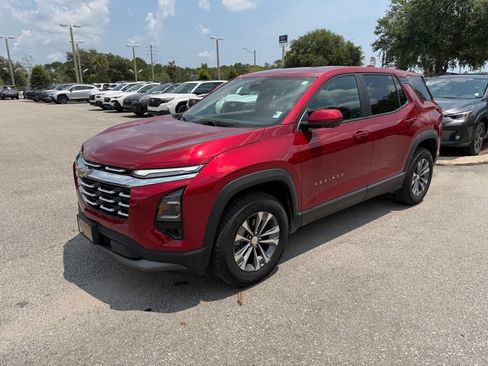 Used 2025 Chevrolet Equinox LT w/ Safety and Technology Package AWD/4WD image 12