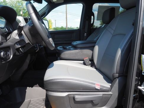 Used 2025 RAM 2500 Tradesman image 11