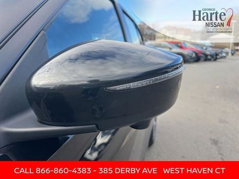 Certified 2024 Nissan Kicks SR image 20