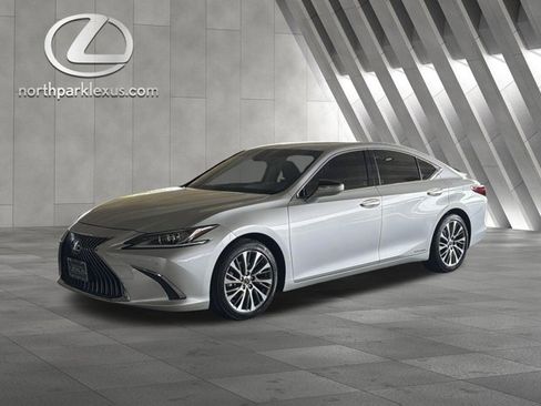 Used 2019 Lexus ES 300h w/ Premium Package FWD image 3