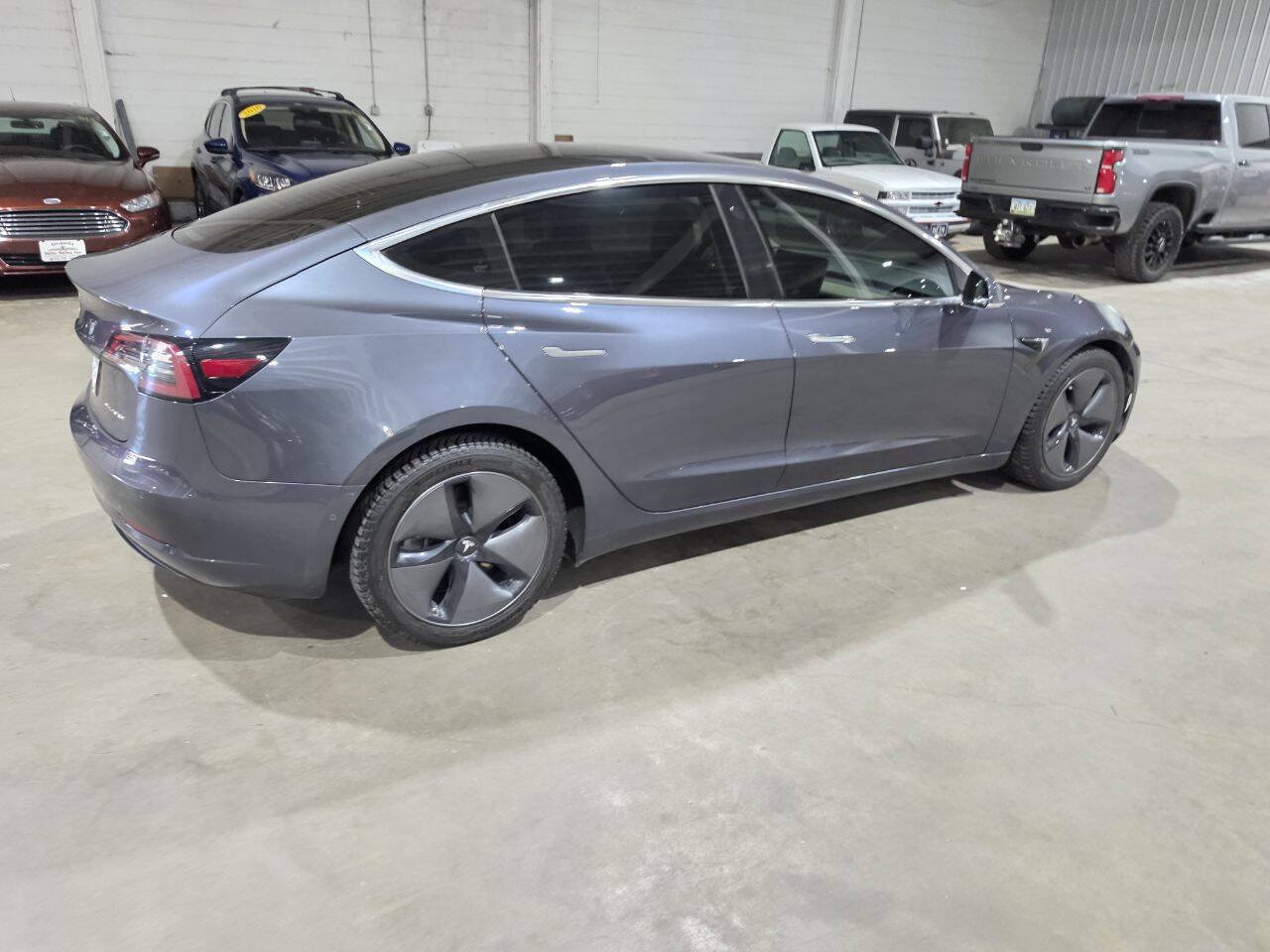 Used 2018 Tesla Model 3 Long Range AWD/4WD image 12