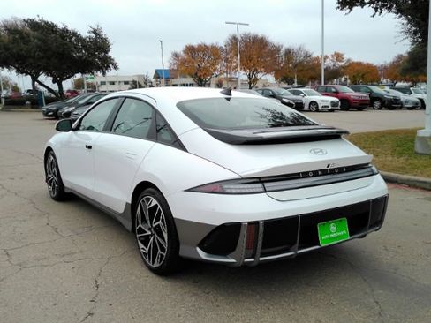 Used 2024 Hyundai Ioniq 6 SEL image 11