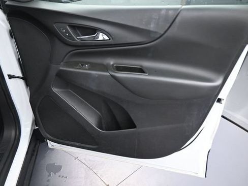 Used 2024 Chevrolet Equinox LT AWD/4WD image 13
