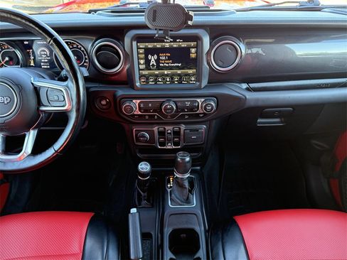 Used 2021 Jeep Wrangler Unlimited Sahara image 15