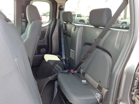 Used 2022 Nissan Frontier S w/ Technology Package AWD/4WD image 29