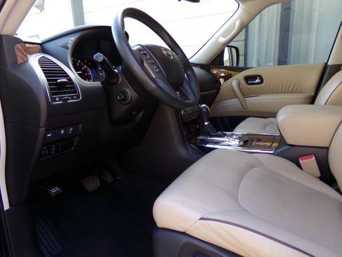 Used 2018 Nissan Armada Platinum w/ Captain Seat Package RWD image 18