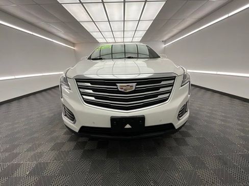 Used 2018 Cadillac XT5 Luxury w/ Driver Awareness Package image 2