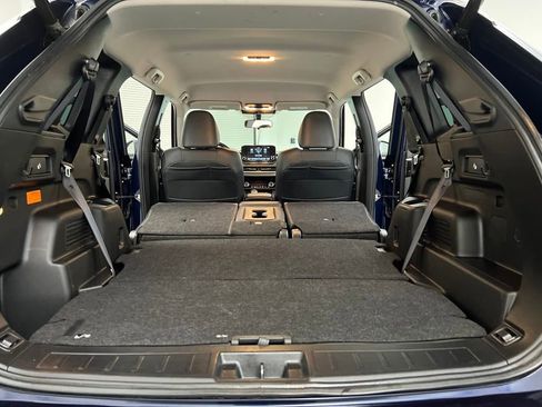 Used 2023 Mitsubishi Outlander SE image 35