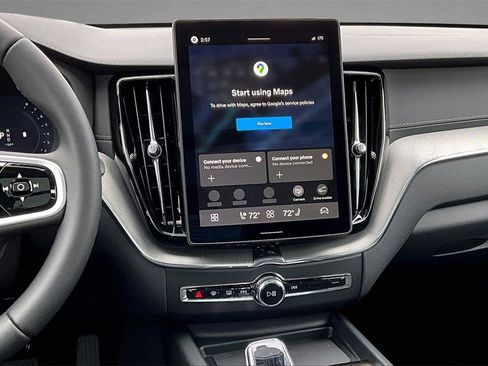 New 2026 Volvo XC60 B5 Ultra w/ Climate Package image 6