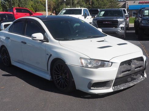 Used 2015 Mitsubishi Lancer Evolution Final Edition image 3